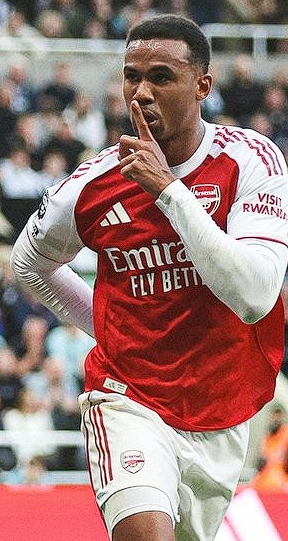 英超第十轮：阿森纳客胜伯恩利，加布里埃尔荣膺全场最佳