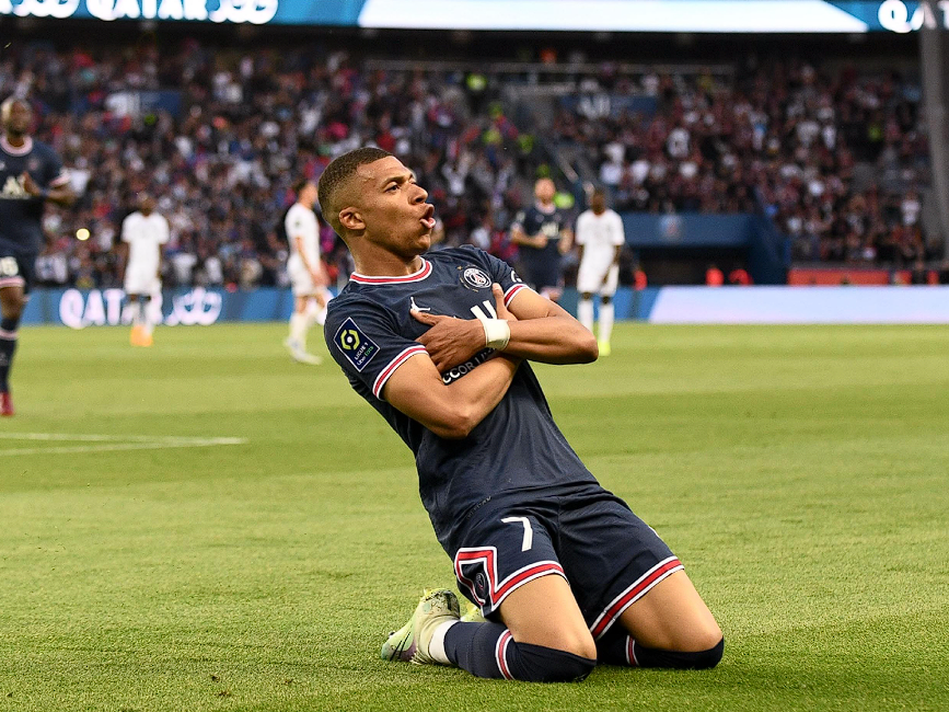 皇马体能教练剖析姆巴佩伤情：体能短板成隐患